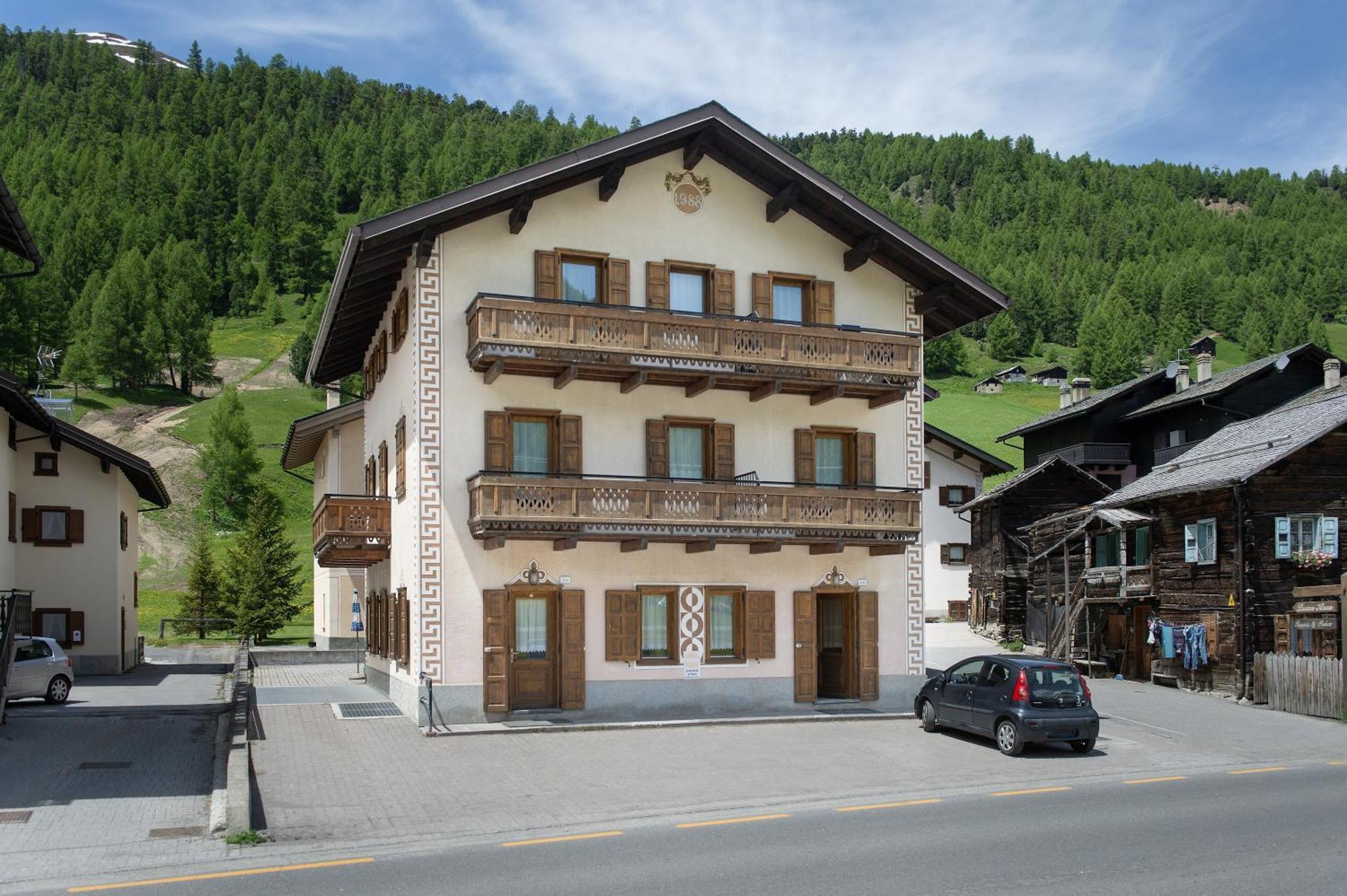 Baita La Fonte Livigno Eksteriør bilde